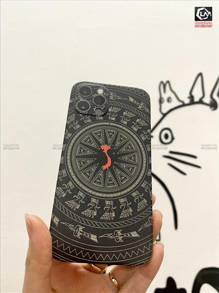 Ảnh đại diện sản phẩm Dán Skin Điện Thoại Iphone Trống Đồng