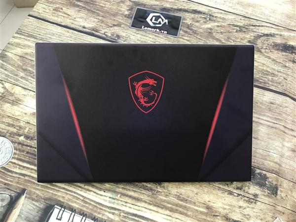 Ảnh đại diện sản phẩm Skin laptop MSI nền đen đơn giản