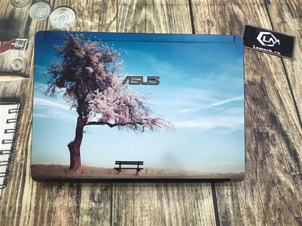 Ảnh đại diện sản phẩm skin laptop Asus chiếc ghế dưới bóng cây cô đơn màu hồng