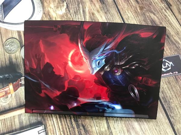 Ảnh đại diện sản phẩm skin laptop Nhân vật Yasuo Huyết Nguyệt game LOL