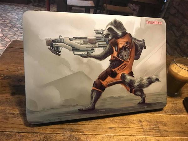 Ảnh đại diện sản phẩm skin laptop nhân vật Sóc chiến Avenger