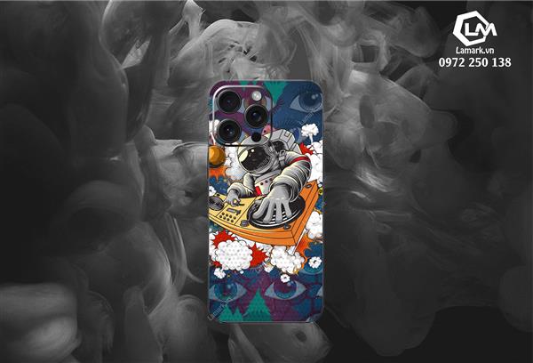 Ảnh đại diện sản phẩm Skin Iphone Phi Hành Gia 14