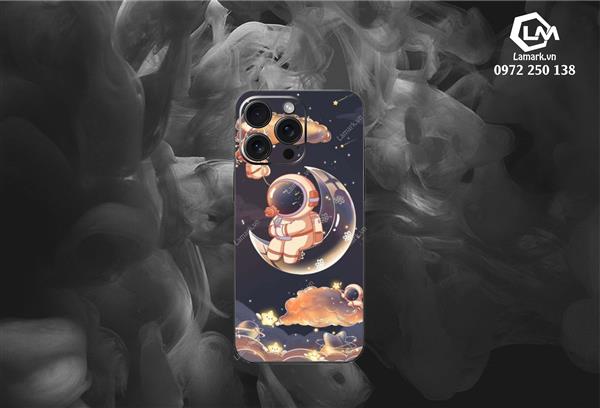 Ảnh đại diện sản phẩm Skin Iphone Phi Hành Gia 15